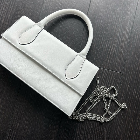 L’Intervalle White Leather Bag - Picture 2 of 8